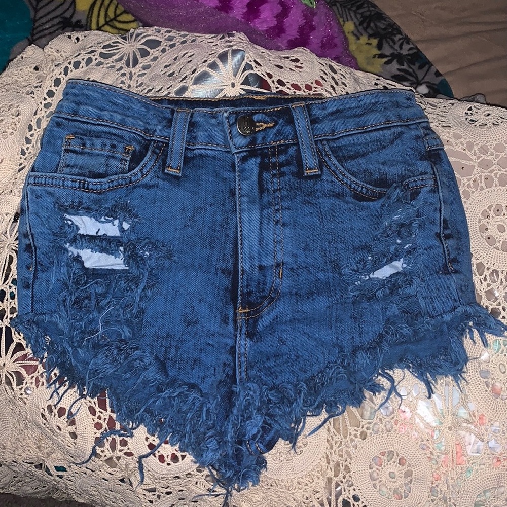Hidden Jeans Cutoff Shorts size 2 pre owned